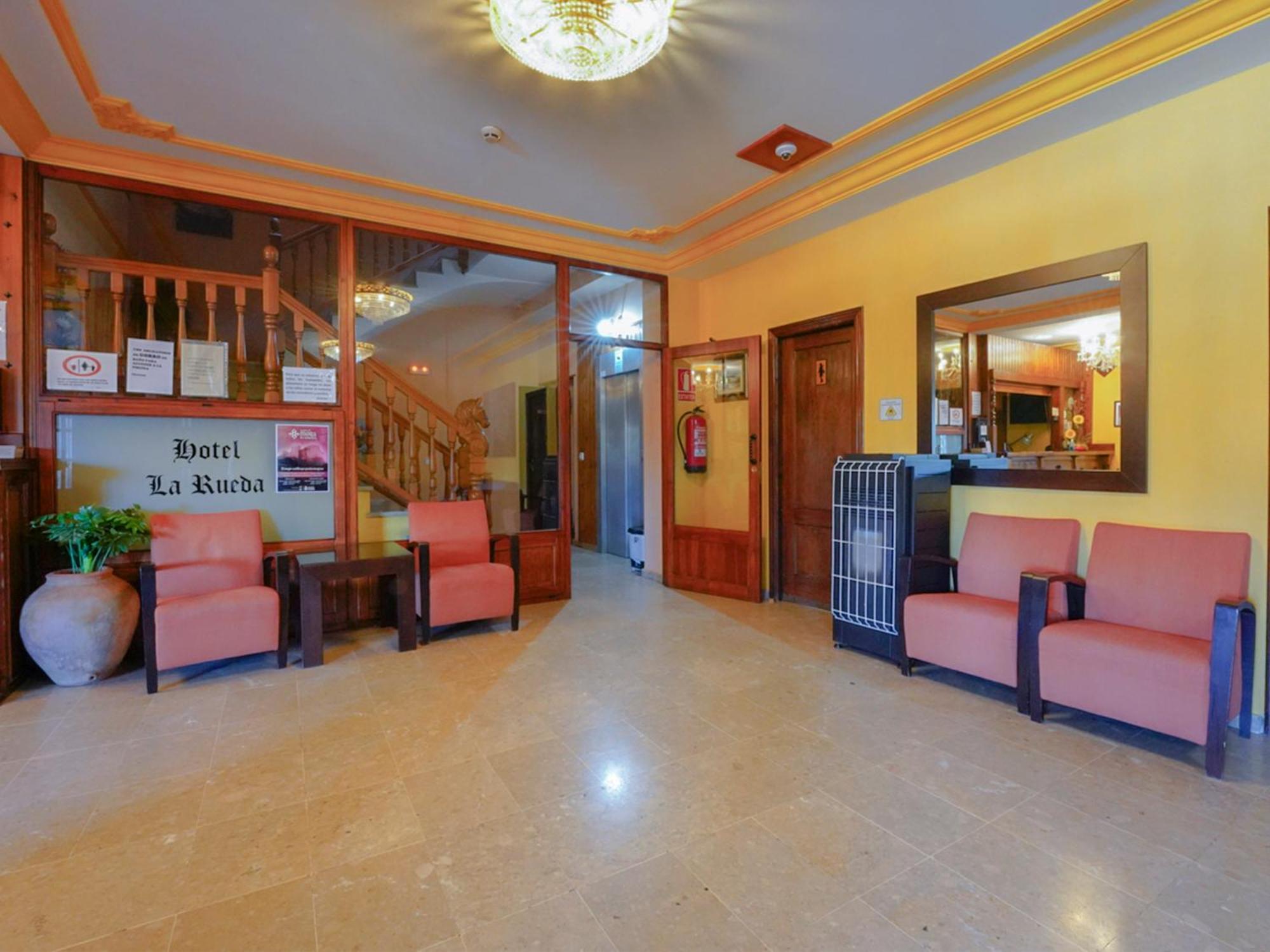 Hotel La Rueda Mora de Rubielos Exterior foto